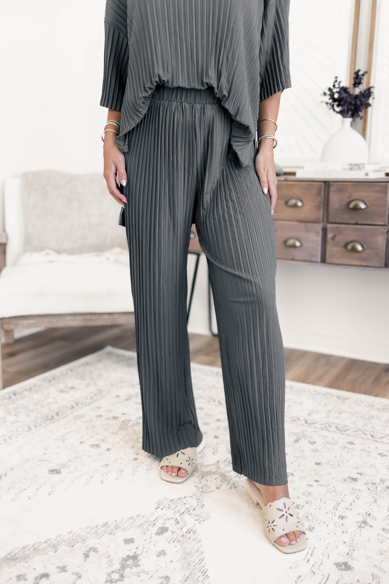 Kaylee Pleated Set