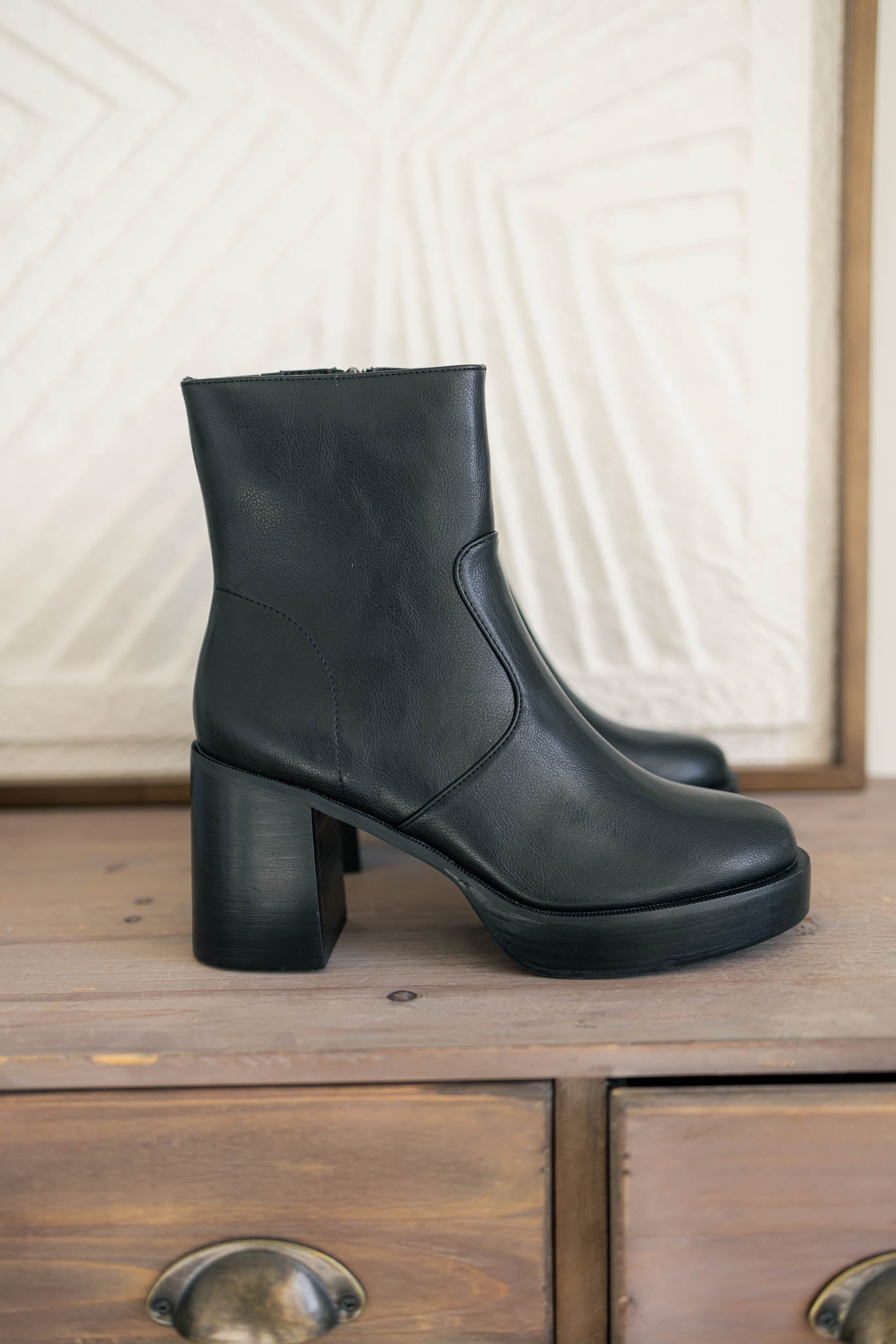 Alexandra Platform Boots