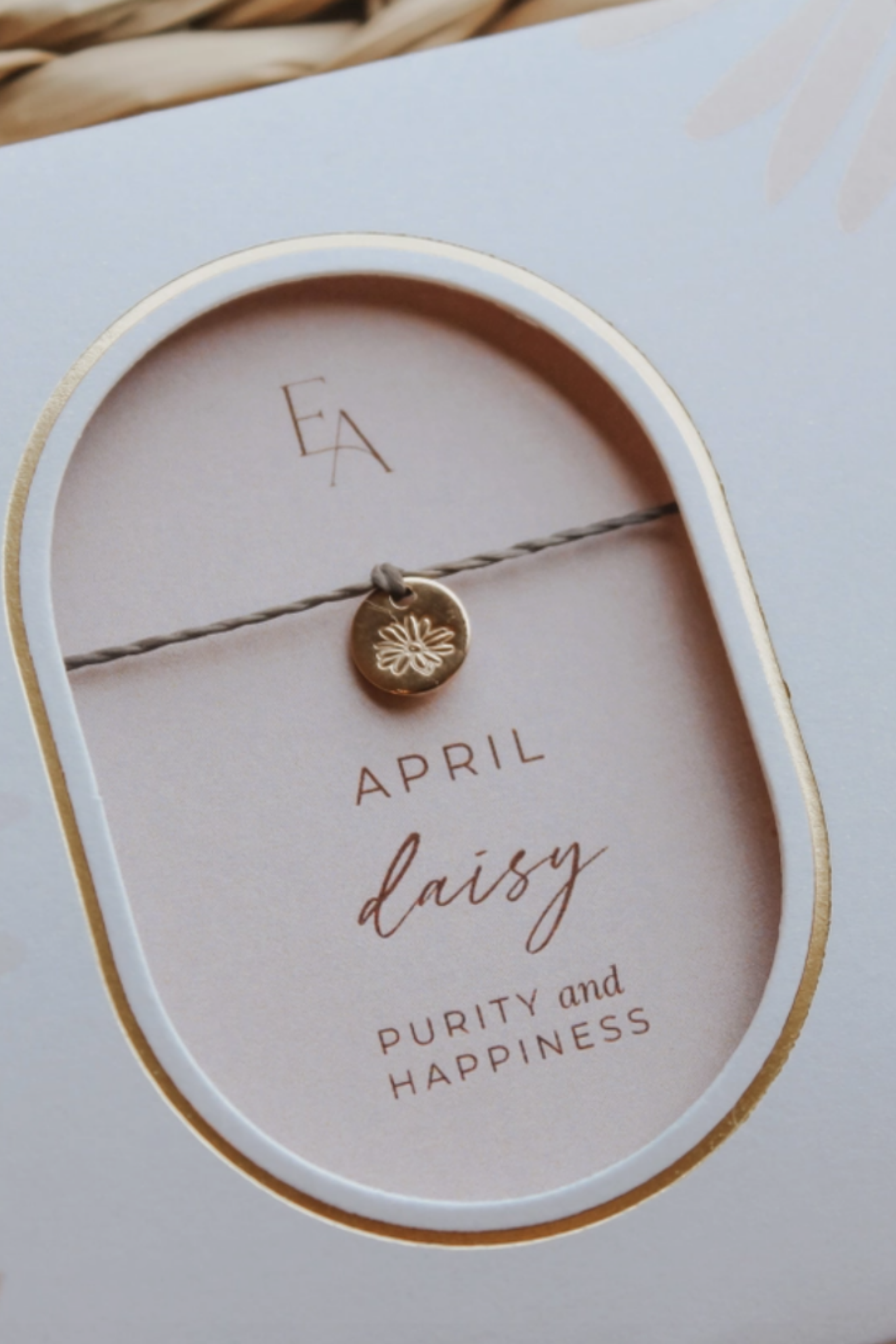 April | Birth Flower Bracelet